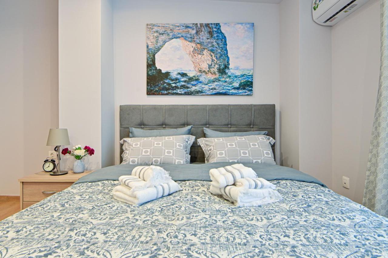 Charming Apartment With A Sea View Terrace Piraeus Exterior photo